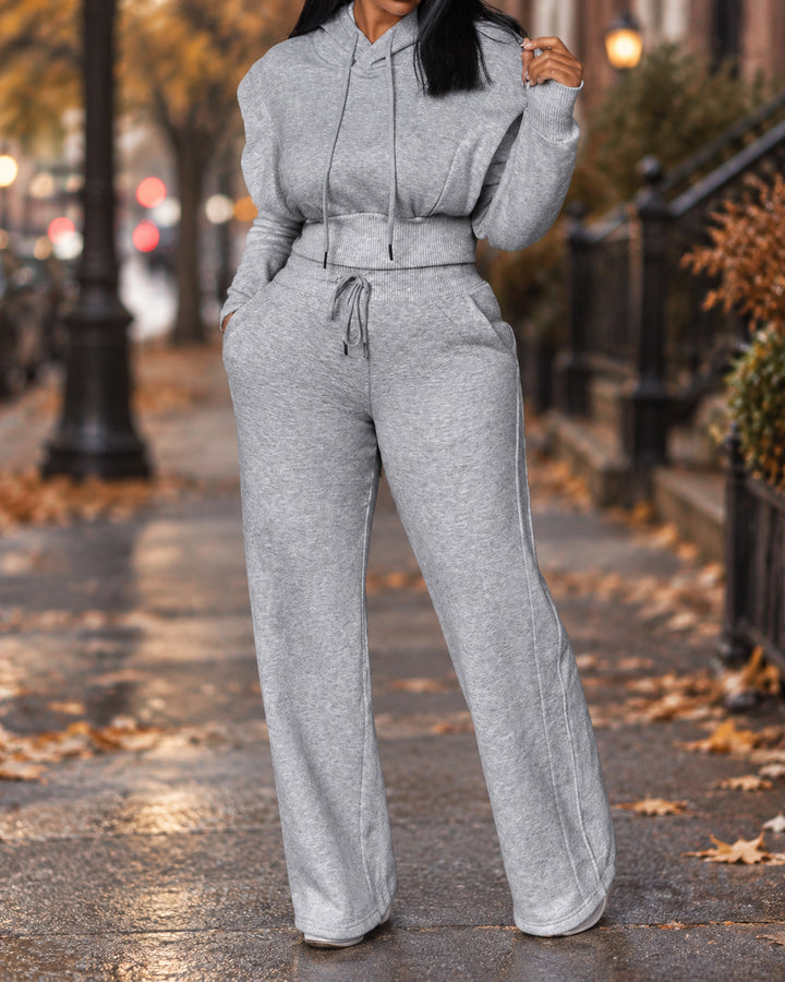 Women's 2 Piece Outfit Cropped Hoodie and Wide Leg Sweatpants Set Drawstring Waist Casual Tracksuit