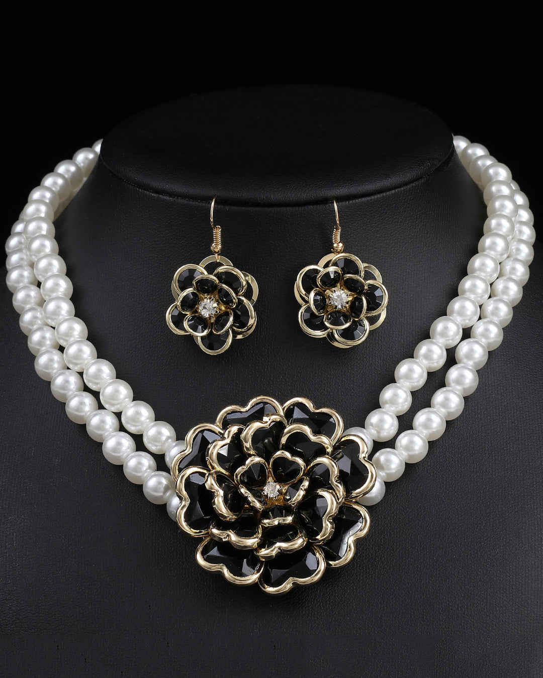 Pearl Camellia Earrings and Necklace Two-Piece Set