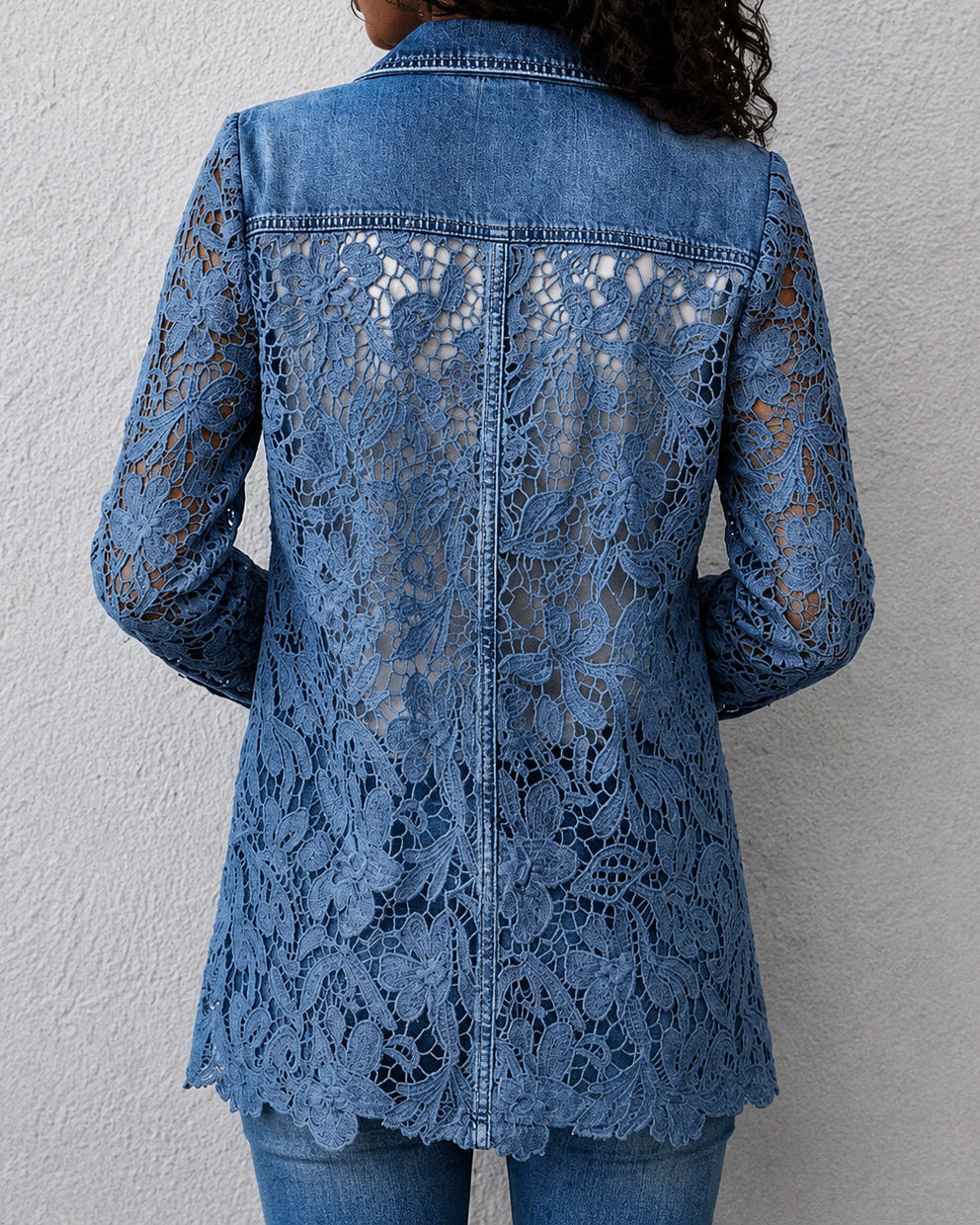 Stylish Casual Denim Jacket With Paneled 3d Lace Details