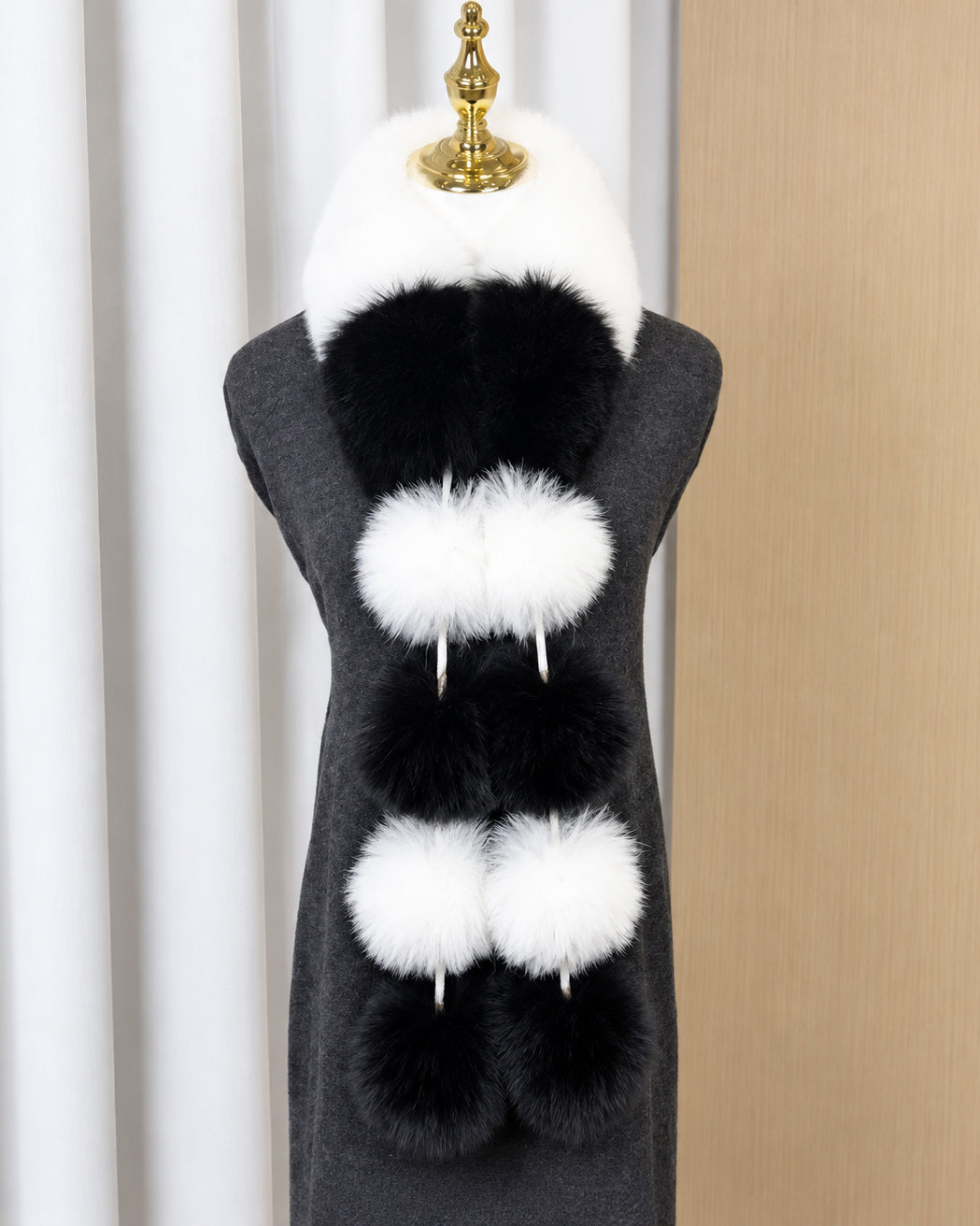 Women's Color Block Faux Fur Scarf with Pom Poms