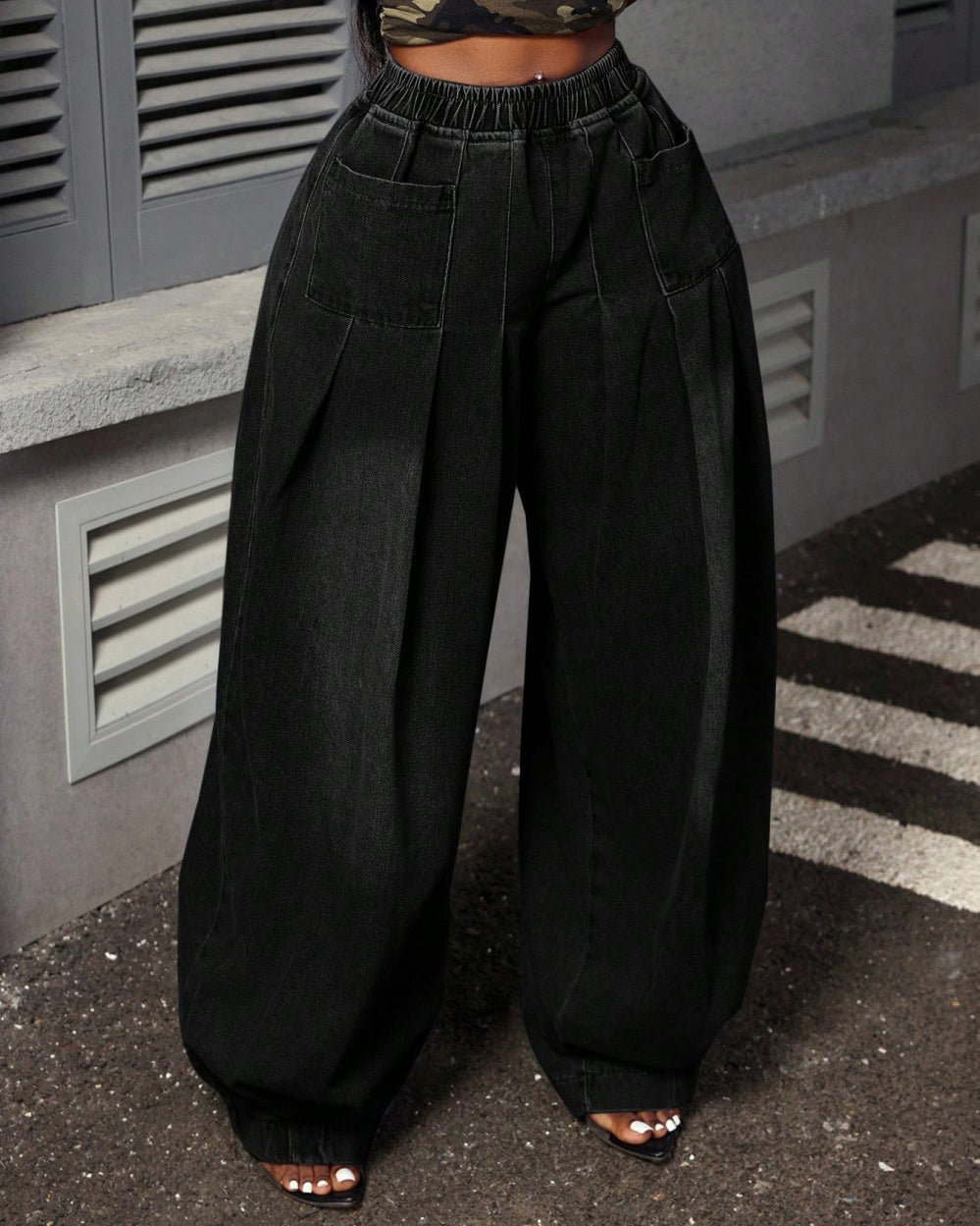 Plus Size High-waisted Pleated Wide-leg Lantern Jeans
