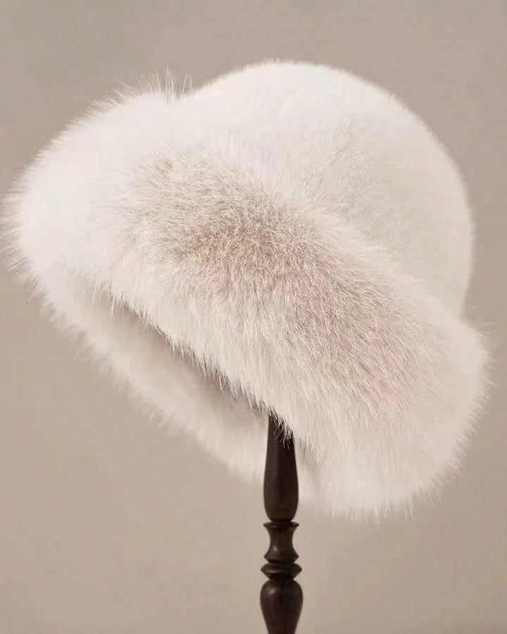 Oversized Fluffy Faux Fur Pompom Hat Warm And Luxurious For Winter