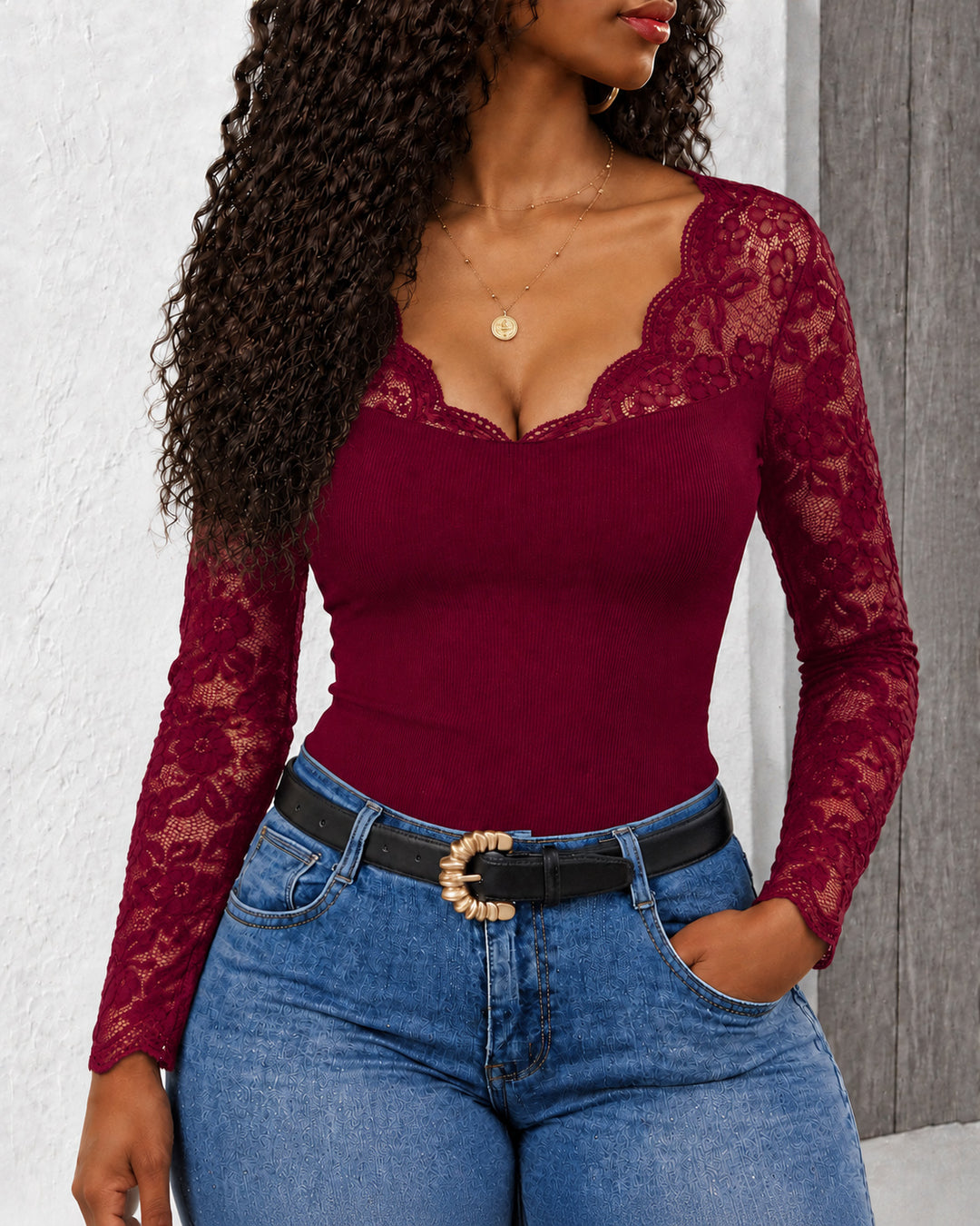 Women's Scalloped V Neck Lace Long Sleeve Top