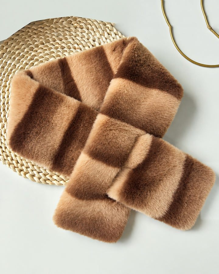 Women's Ombre Faux Fur Scarf