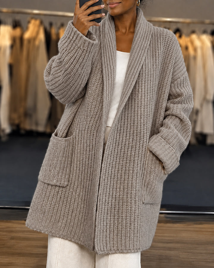 Long Open-Front Oversized Women’s Knit Cardigan with Pockets