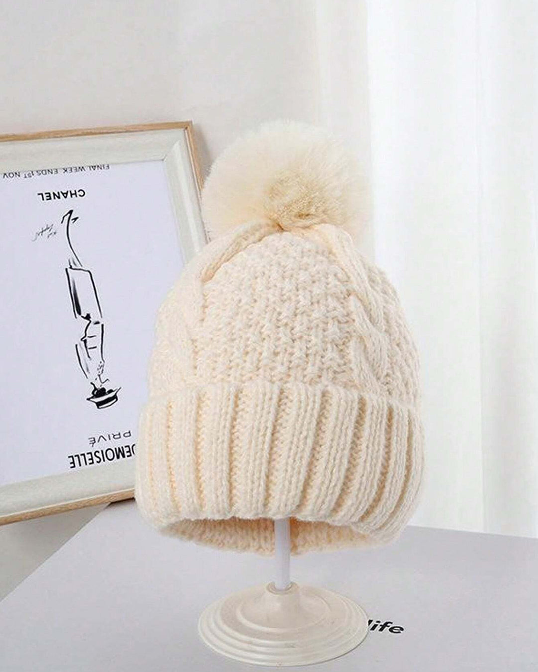 Women Warm Knitted Hat With Large Fur Pom Pom