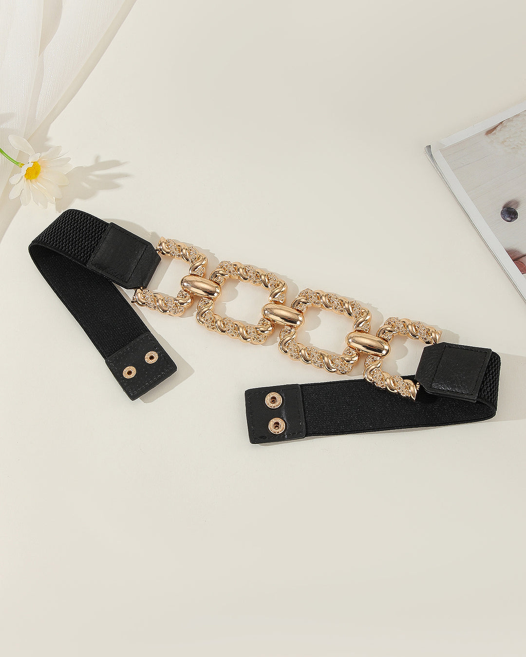 Women's Chain Decor Buttoned Waist Belt