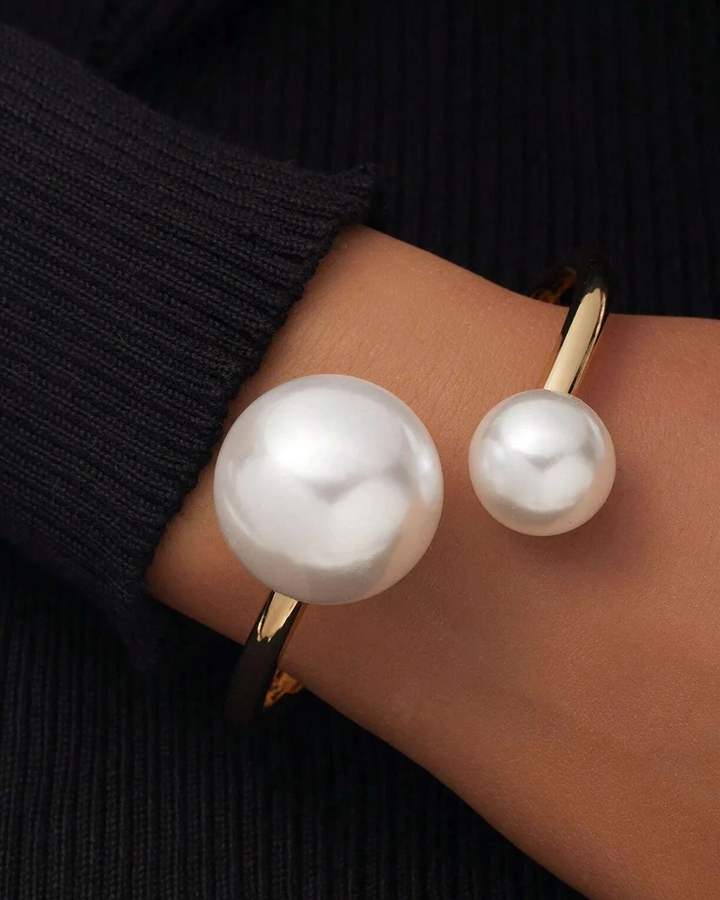 Elegant Asymmetrical Faux Pearl Cuff Bracelet