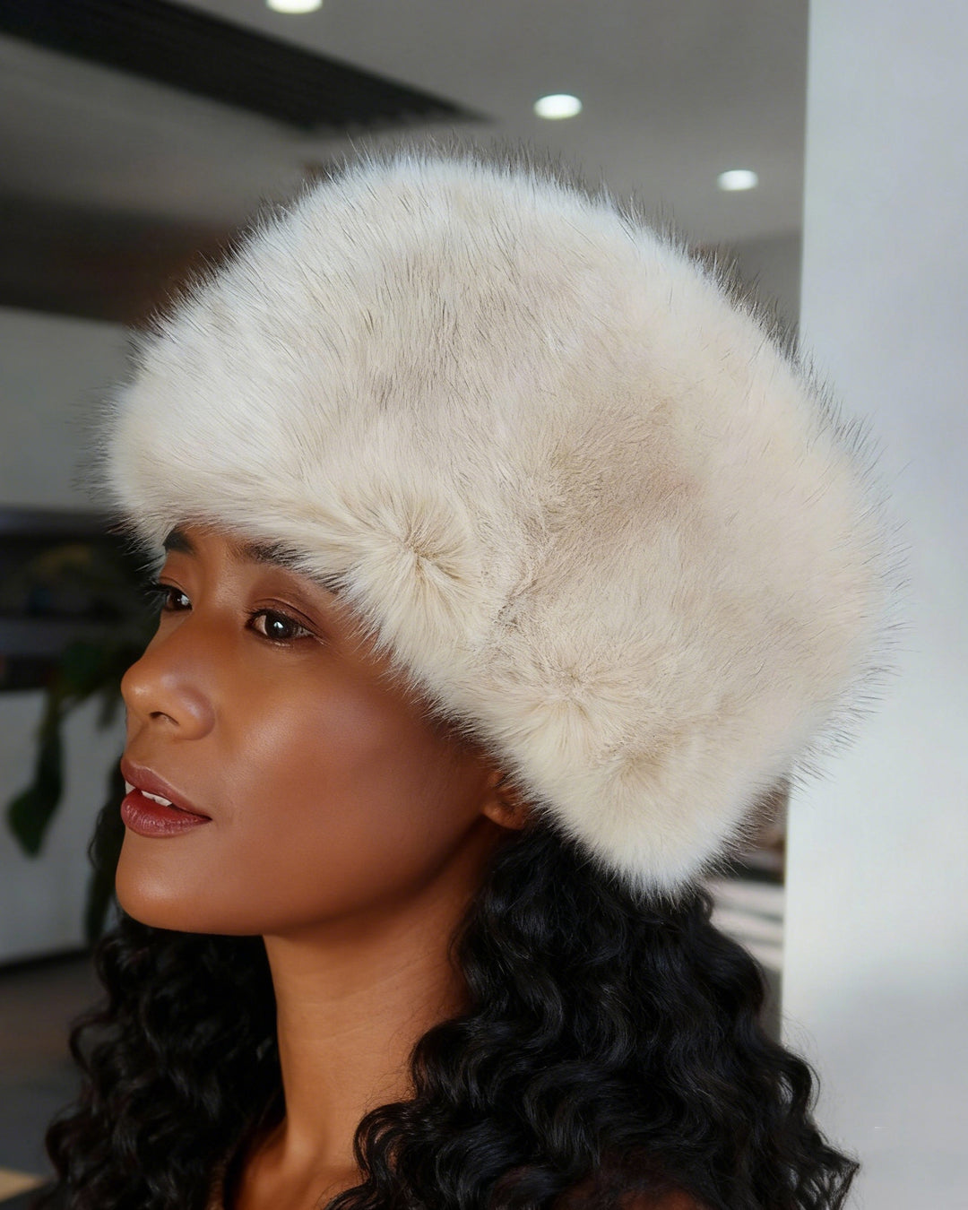 Faux Fox Fur Thermal Dome-shaped Beanie