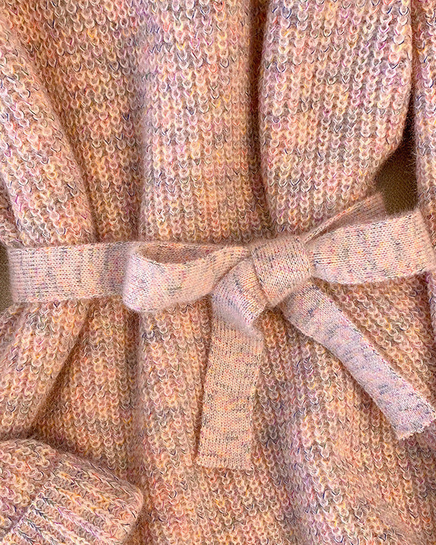 Round Neck Sweater Mid-length Waist Pullover Sweater