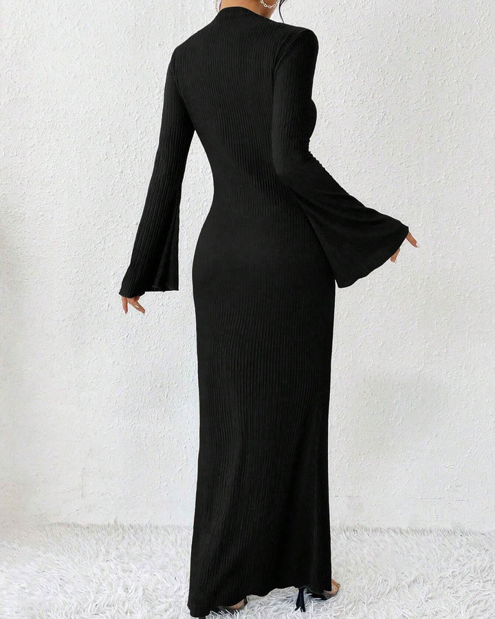 Autumn And Winter New Women's Fashion Round Neck Trumpet Long Sleeve Slim-fit Hip Dress