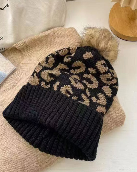 Casual Leopard Patchwork Fuzzy Thick Knitted Beanie Hat