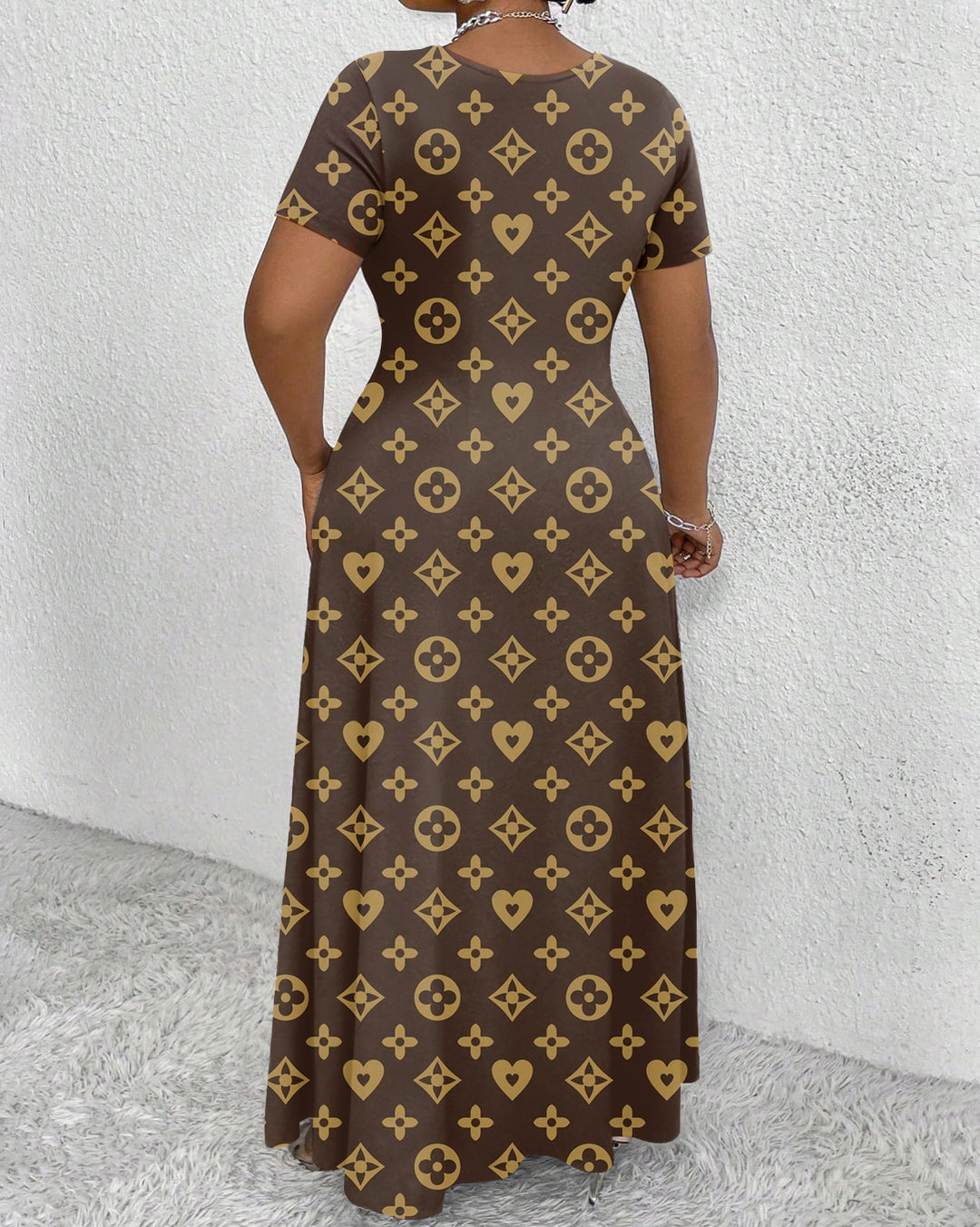 Heart Flower Print Round Neck Short Sleeve Maxi Dress