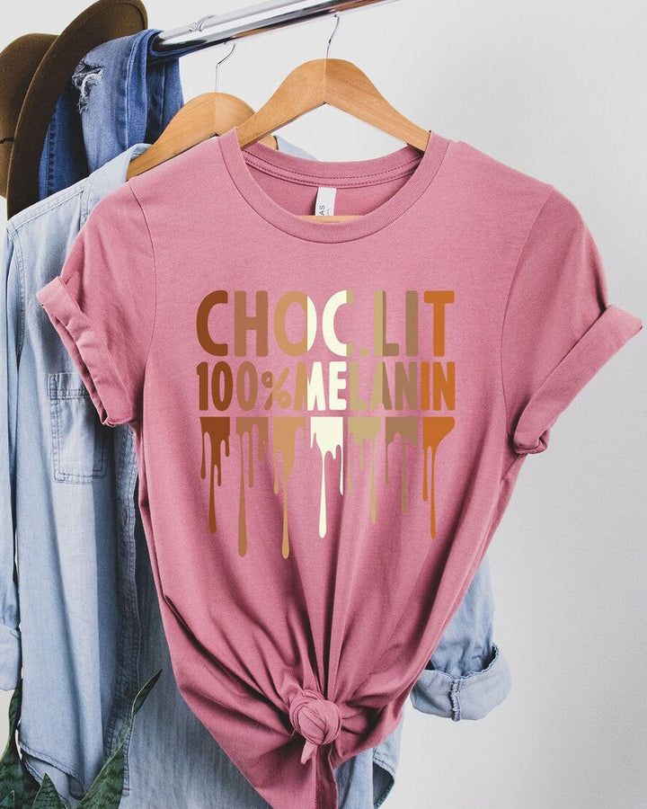 Choc.lit 100% Melanin Unisex Short Sleeve Tshirt
